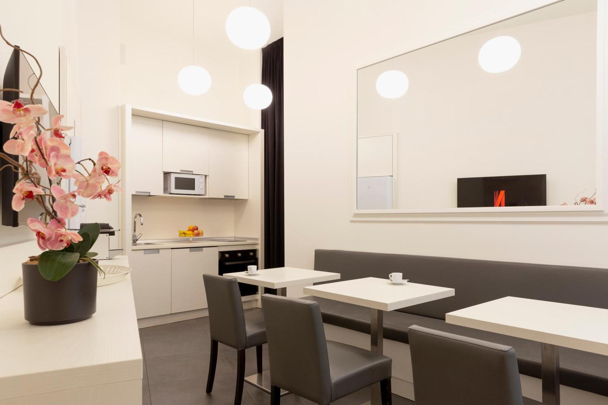 History Suite Essence Roma Exterior foto